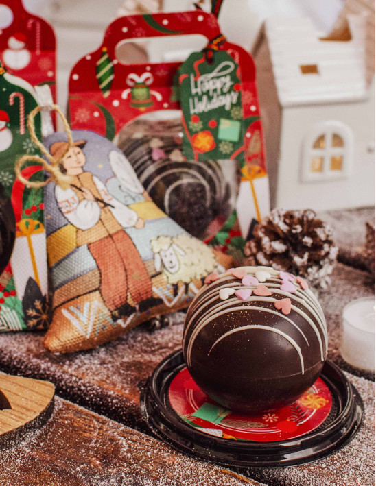 HOT chocolate ball